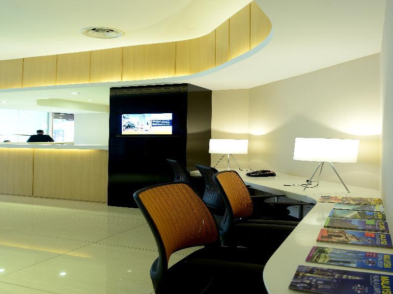 Pacific Express Market Hotel