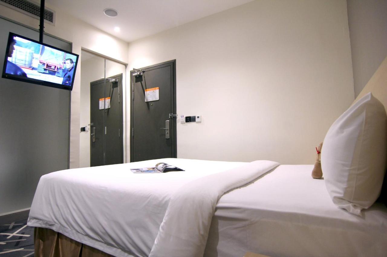 Hotel Pacific Express Market 3*